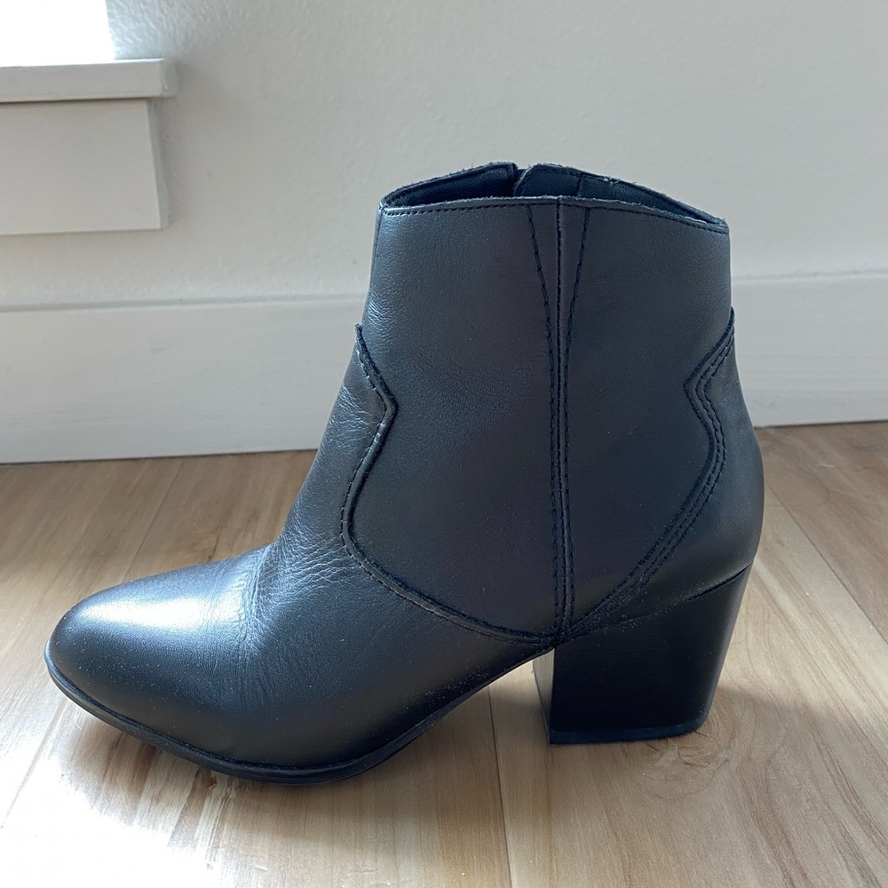 Aldo Ankle Boots, Women, Great Condition, US Size 6, Black